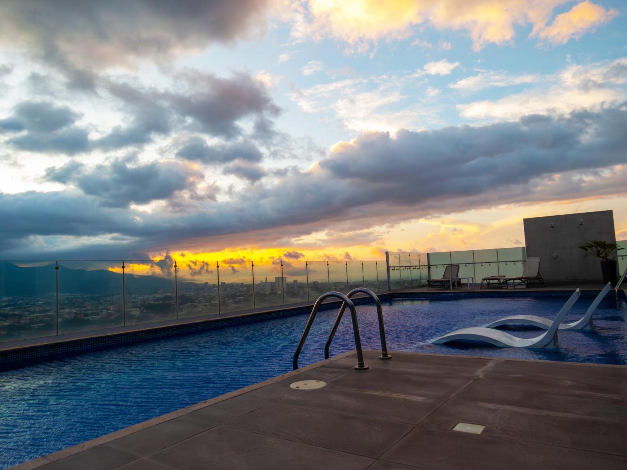Ifreses, Study Full Equipped Whith Pool, Air- Conditioning, Spectacular View Of The City, Parking With Additional Payment Curridabat Luaran gambar