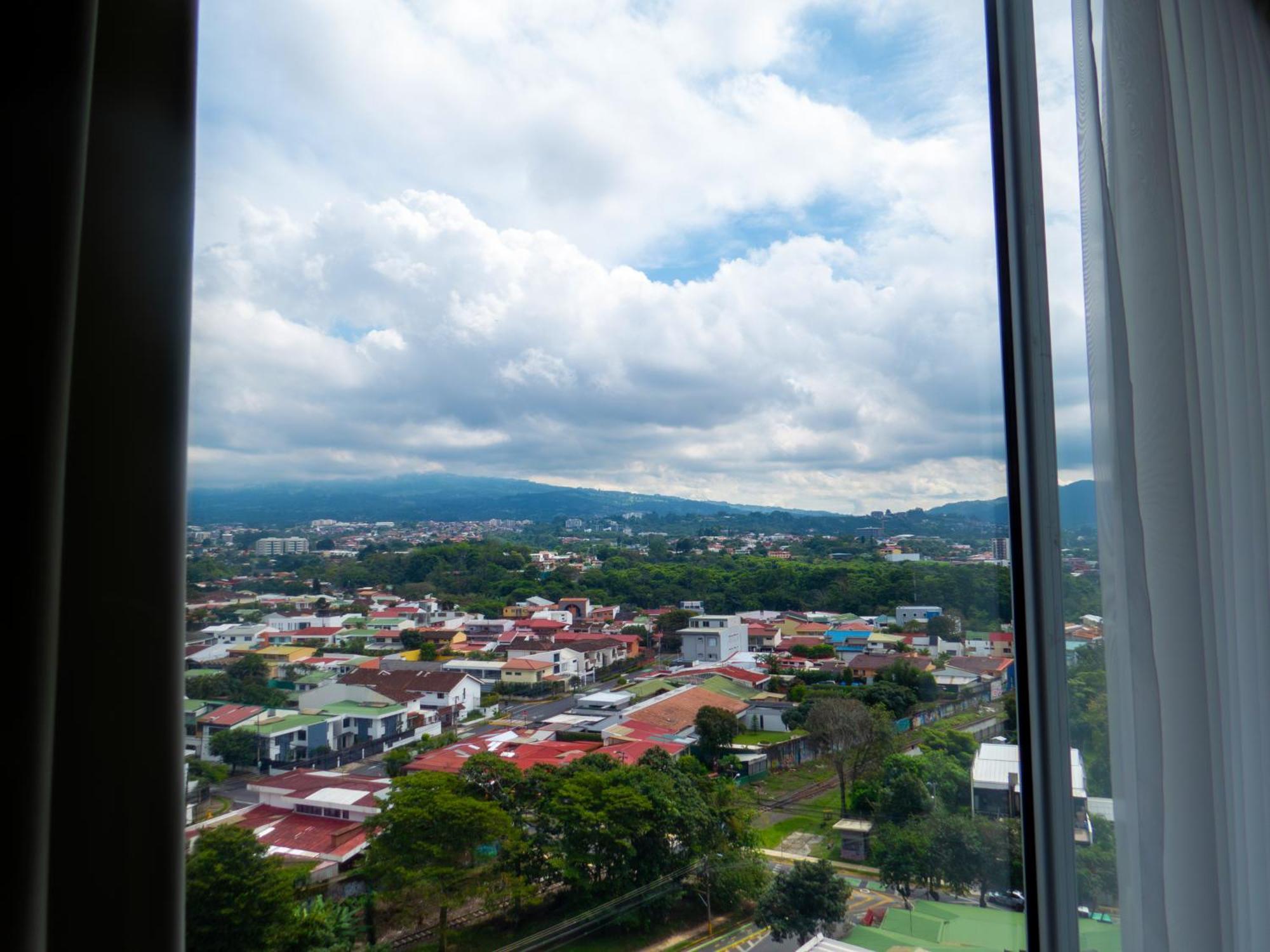Ifreses, Study Full Equipped Whith Pool, Air- Conditioning, Spectacular View Of The City, Parking With Additional Payment Curridabat Bilik gambar